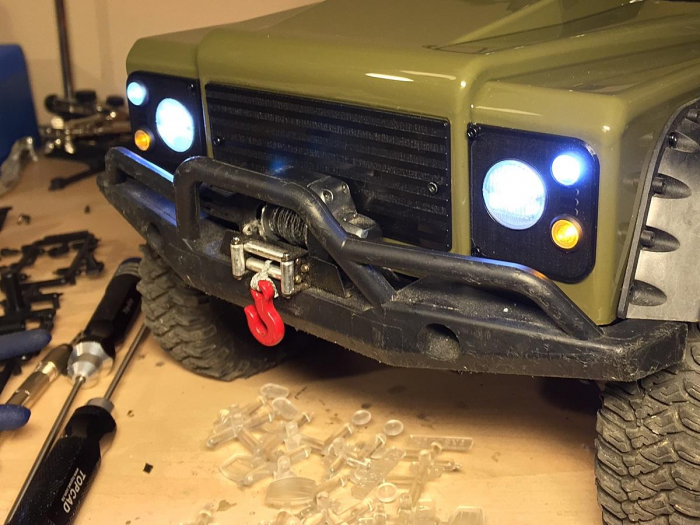 dinko_grille_lights.jpg