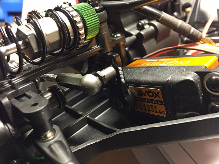 twh2_servo_horn.jpg
