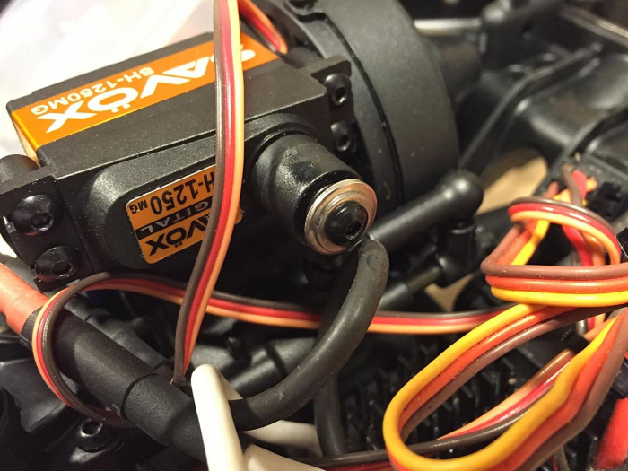 twh2_shift_servo_springhax.jpg