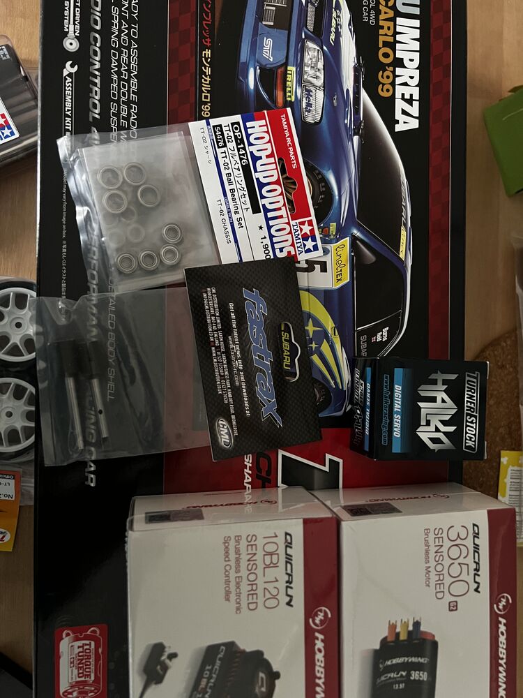 Tt02 pojalle, josta kori minun autoon ja toyota pojalle