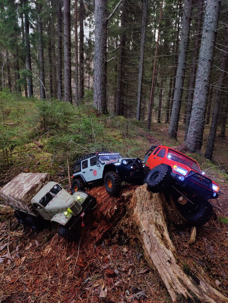 TRX6, Absima Yucatan &amp; Honcho ensimmäisellä metsäretkellä