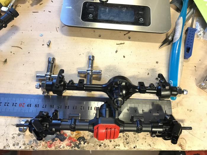 ar44_yota_ii_width_difference.jpg
