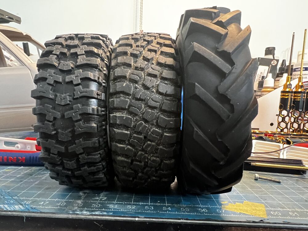 Vas, jconsept tusk od, mudterrain ja rc4wd 1,9 traktorit