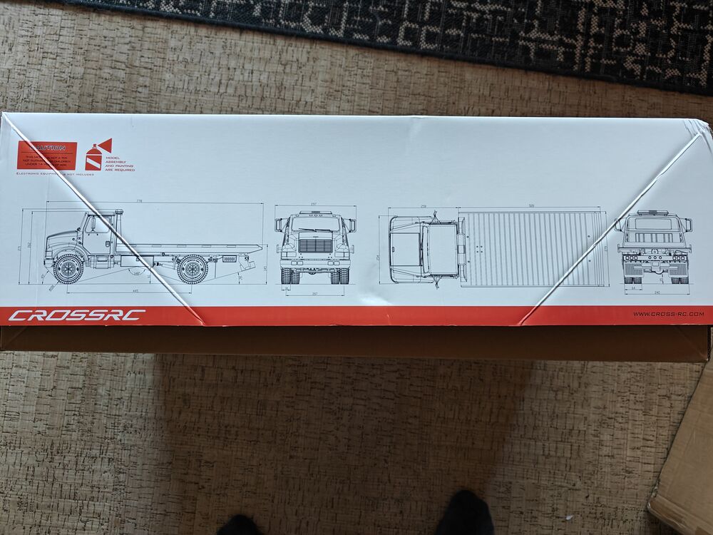 Ihan kunnioitettavan kokoinen auto tulossa, kokonaispituus 778mm