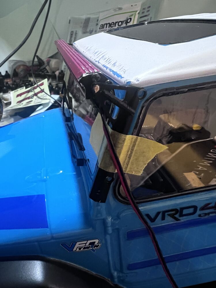 Nämä on VP omaa tuotantoa, tarkoitetty jeepin koppaan.. hyvin menee tähänkin