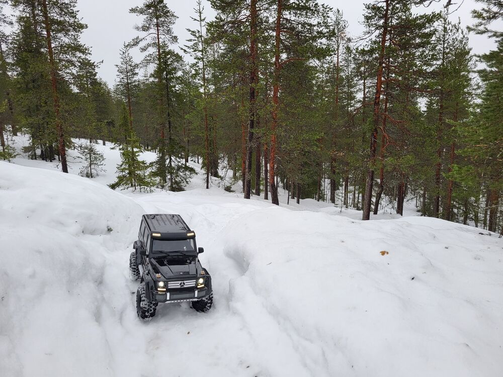 Ensimmäinen mäki selätetty.