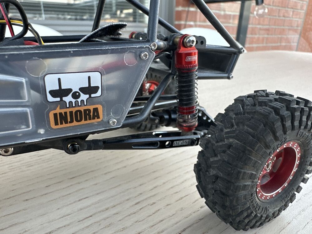 Trailing arms