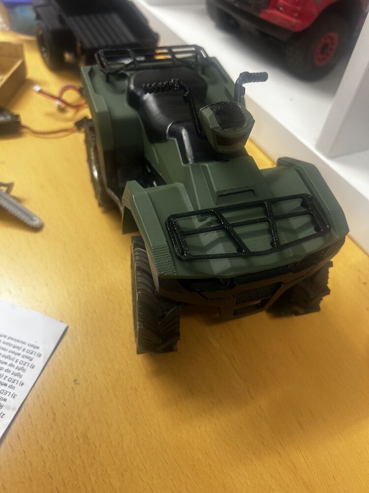 Tästä taitaa tulla se ajokoppa ja toinen koitetaan saada viimeisen päälle kuntoon.