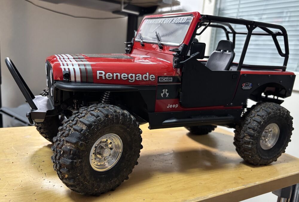 Tältä auto näytti Super Swamper XL:ien kanssa.
