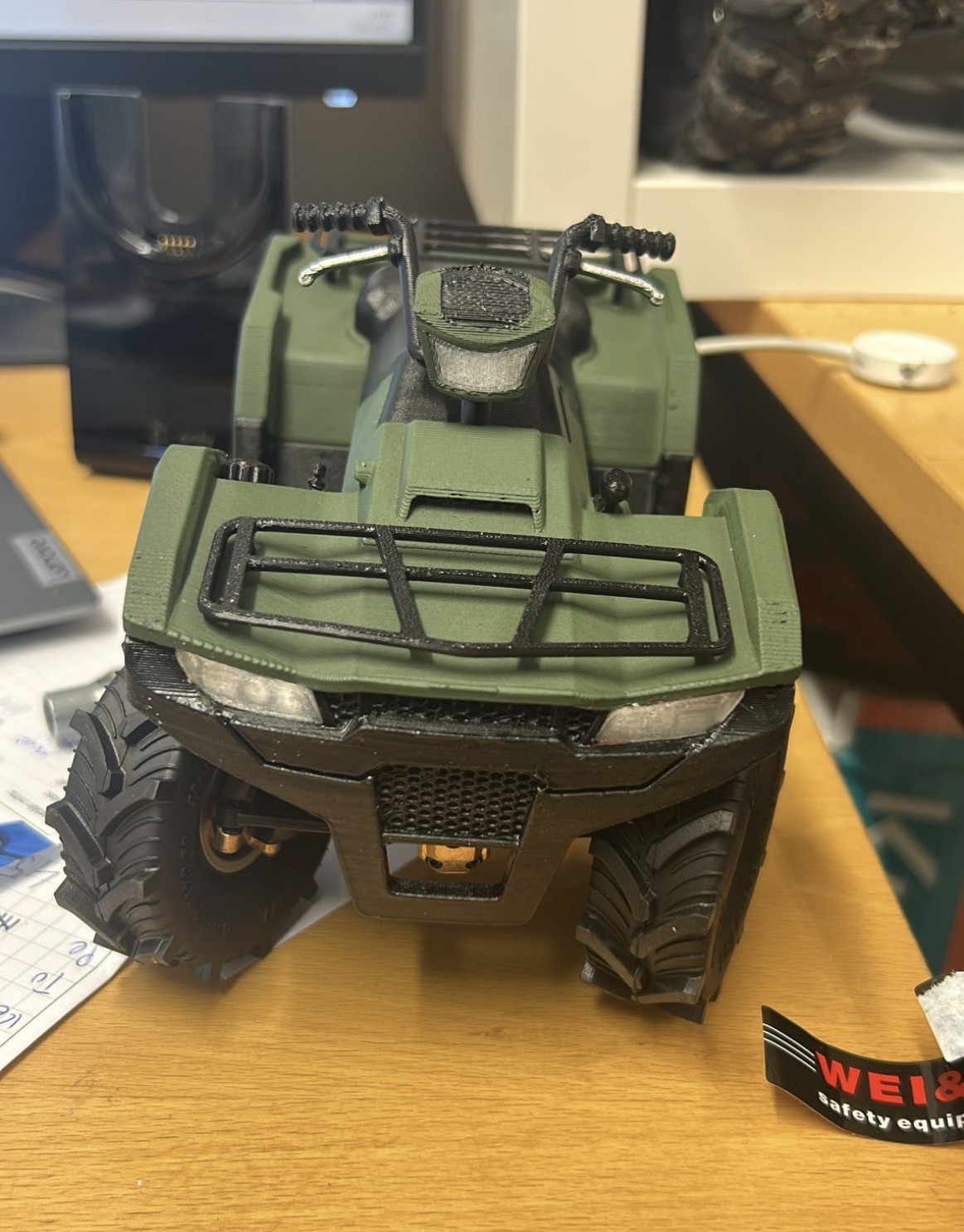 Scx24 tehty 1/10 mönkijä
