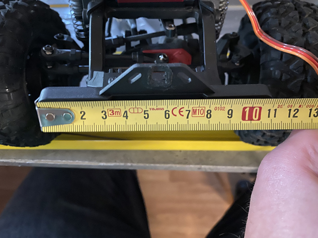 110mm leveyttä, jos hieman lyhentäisi..
