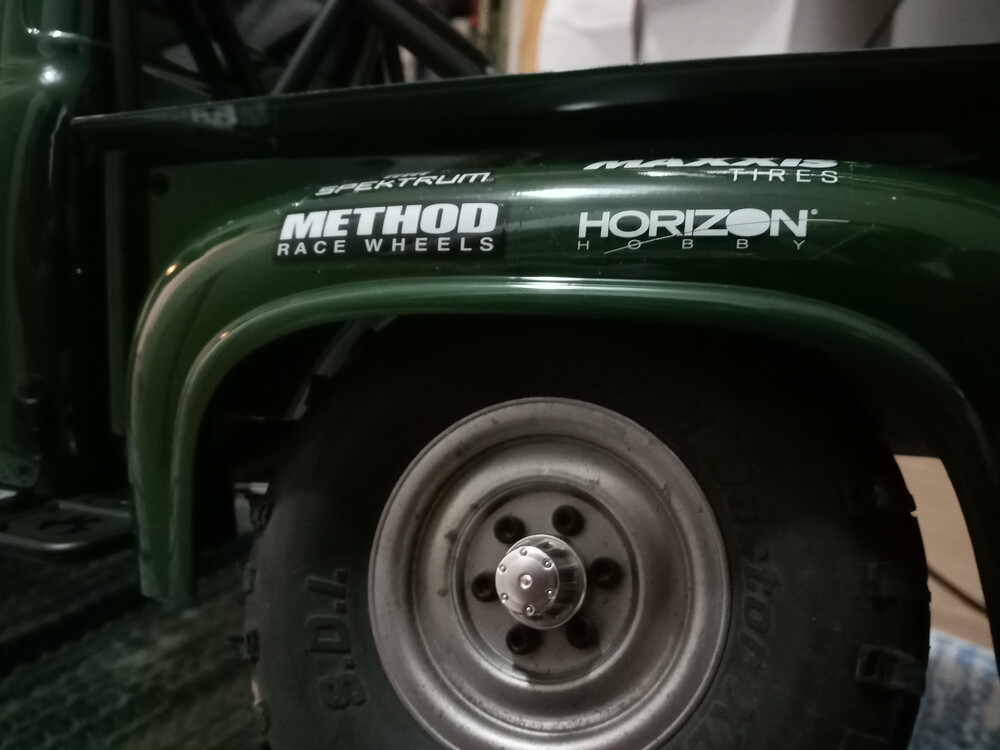 F100_004.jpg