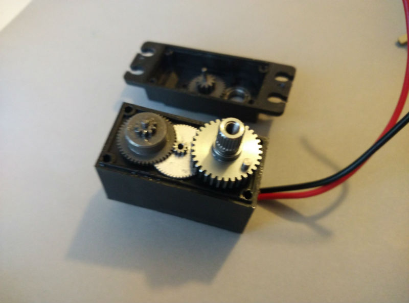 servo3.jpg